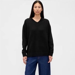 GAP CashSoft Oversized V-Neck Sweater.